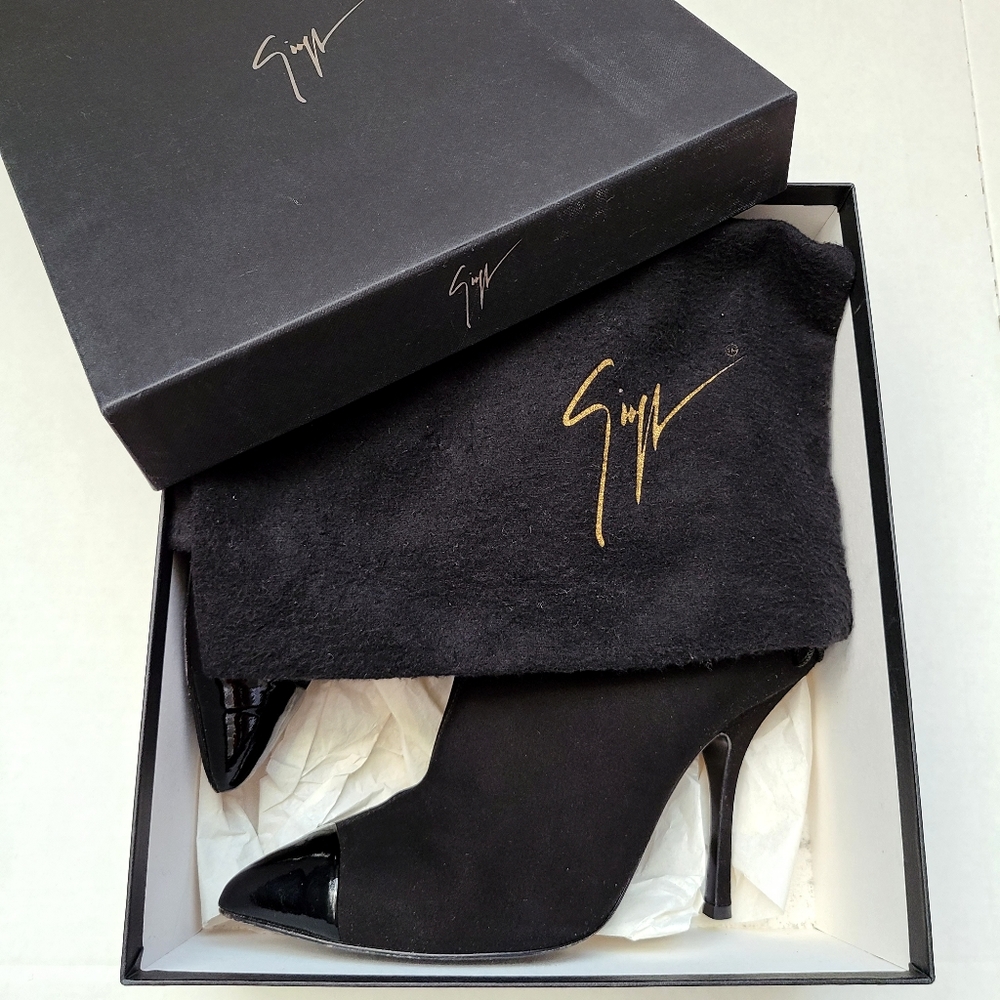 Giuseppe Zanotti Booties - Picture 4 of 16